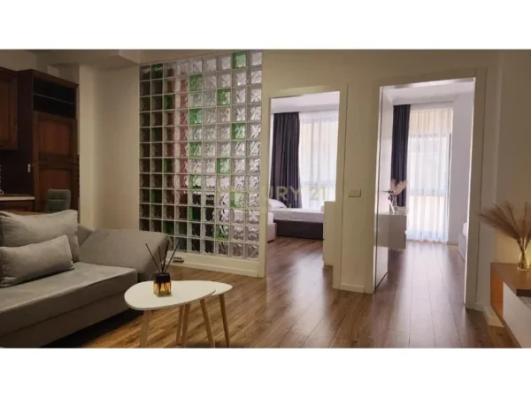 Tirane, jepet me qera apartament 2+1 Kati 2, 85 m² 750 € (Rruga e Kavajes ENT146468)