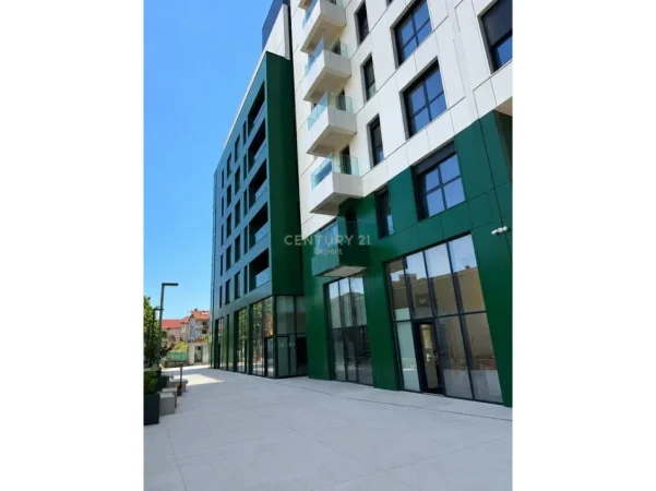 Tirane, shitet ambjent biznesi Kati 0, 38 m² 129.773 € 
