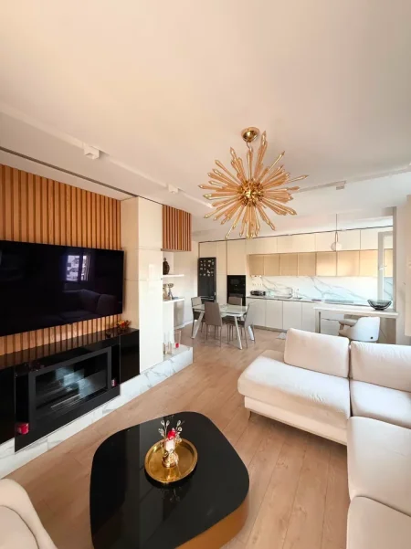 Tirane, shitet apartament 3+1 , 125 m² 349.999 € 