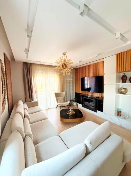 Tirane, shitet apartament 3+1 , 125 m² 349.999 € 