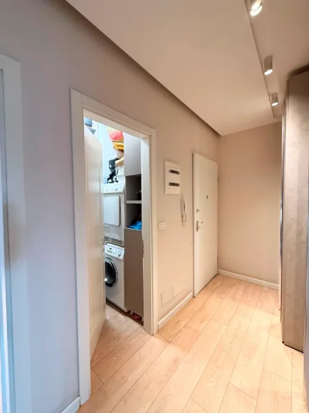 Tirane, shitet apartament 3+1 , 125 m² 349.999 € 