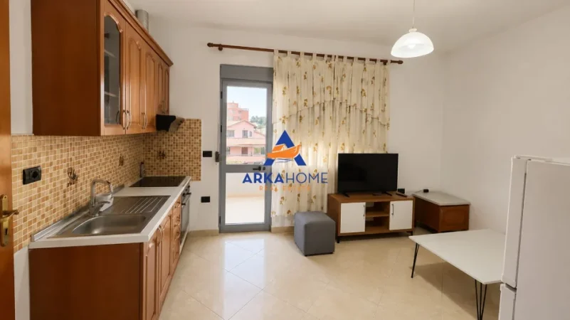 Tirane, jepet me qera apartament 1+1 Kati 3, 75 m² 540 € (5 MAJI)
