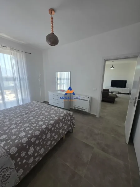 Tirane, jepet me qera apartament 1+1+Ballkon Kati 3, 80 m² 450 € (RRUGA DRITAN HOXHA)
