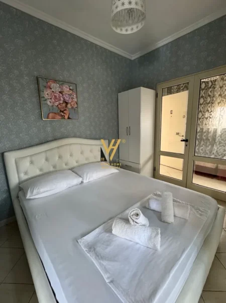 Tirane, jepet me qera apartament 1+1+Ballkon Kati 5, 45 m² 500 € (RRUGA E DURRESIT)