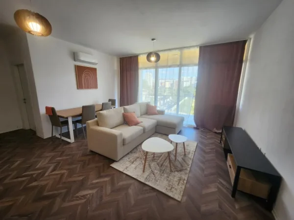 Tirane, jepet me qera apartament 2+1 Kati 3, 91 m² 600 € (Bulevardi i Ri)