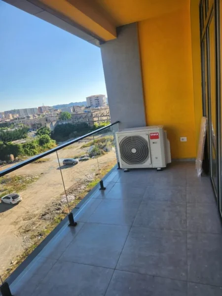 Tirane, jepet me qera apartament 2+1 Kati 3, 91 m² 600 € (Bulevardi i Ri)