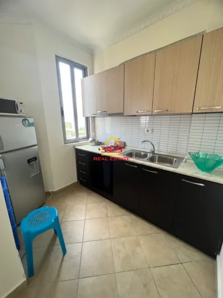 Vlore, shitet apartament 2+1+Ballkon Kati 3, 123 m² 155.000 € (Orikum)