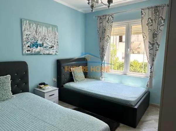 JEPET ME QERA APARTAMENT 2+1+GARAZH KOPSHTI BOTANIK