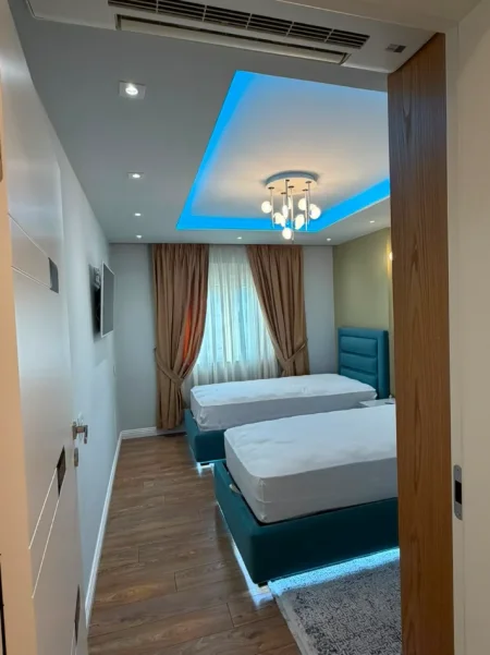 Tirane, shitet apartament 2+1 , 106 m² 255.000 € (Laprakë)