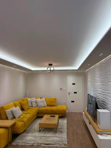 Tirane, shitet apartament 2+1 , 106 m² 255.000 € (Laprakë)