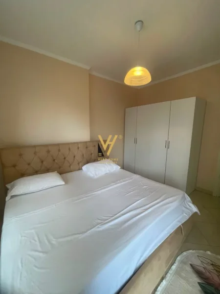 Tirane, jepet me qera apartament 1+1+Ballkon Kati 3, 67 m² 620 € (BULEVARDI ZOGU I PARE)