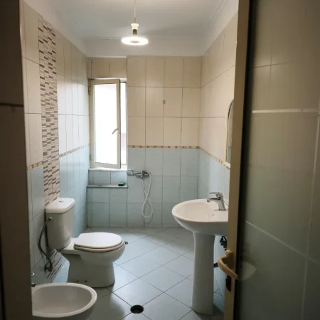 Tirane, shitet apartament 2+1 , 129 m² 150.000 € (Misto Mame)