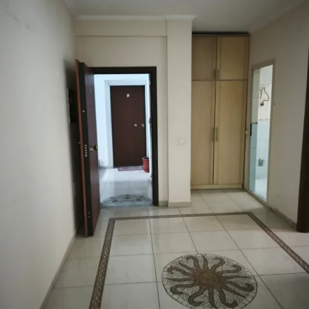 Tirane, shitet apartament 2+1 , 129 m² 150.000 € (Misto Mame)