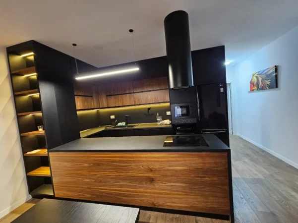 Tirane, shitet apartament 2+1 Kati 1, 108 m² 260.000 € (LIQENI I THATE)