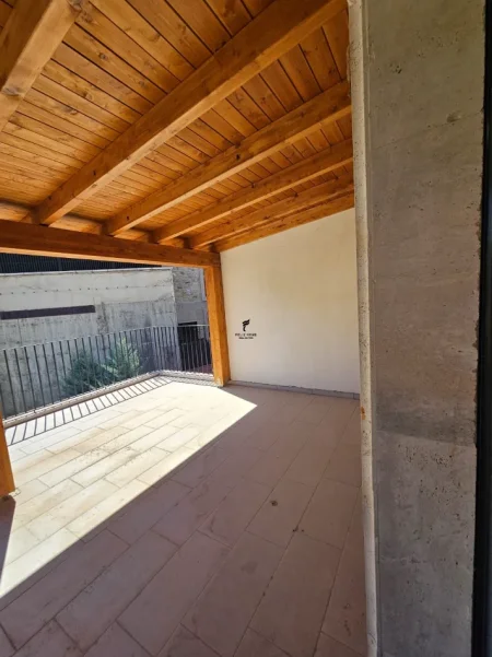 Tirane, shitet apartament 2+1 Kati 1, 108 m² 260.000 € (LIQENI I THATE)