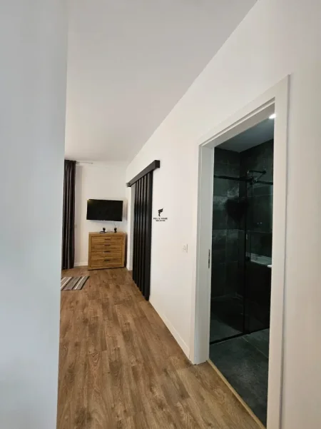 Tirane, shitet apartament 2+1 Kati 1, 108 m² 260.000 € (LIQENI I THATE)