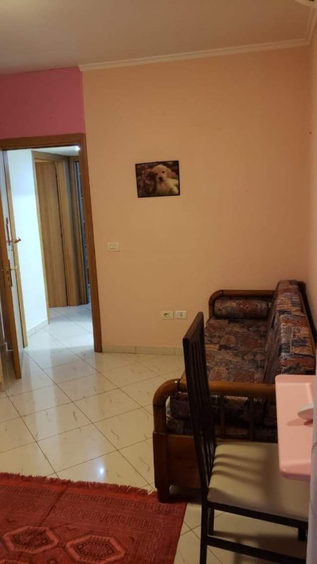 Tirane, ofert apartament Kati 5, 100 m² 650 Euro (Liqeni)