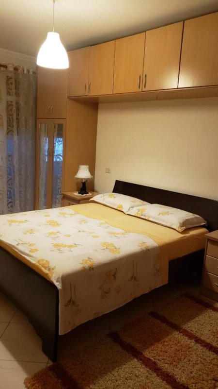 Tirane, ofert apartament Kati 5, 100 m² 650 Euro (Liqeni)