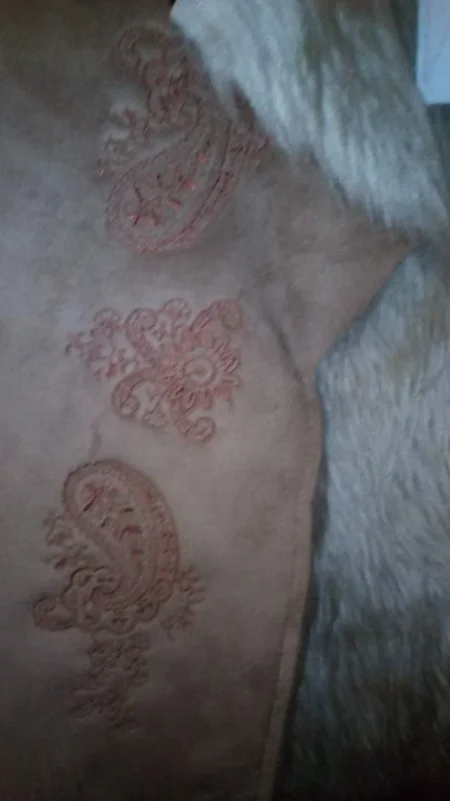 Tirane, Xhup per femra