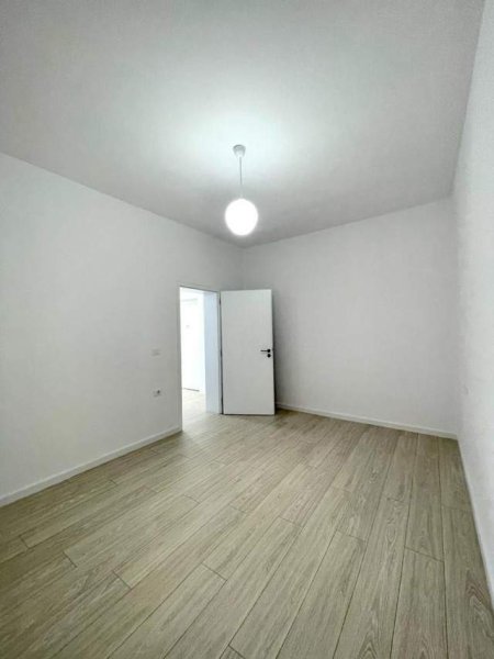 Tirane, shitet apartament 61 m² 112.000 Euro (Myslym Shyri)