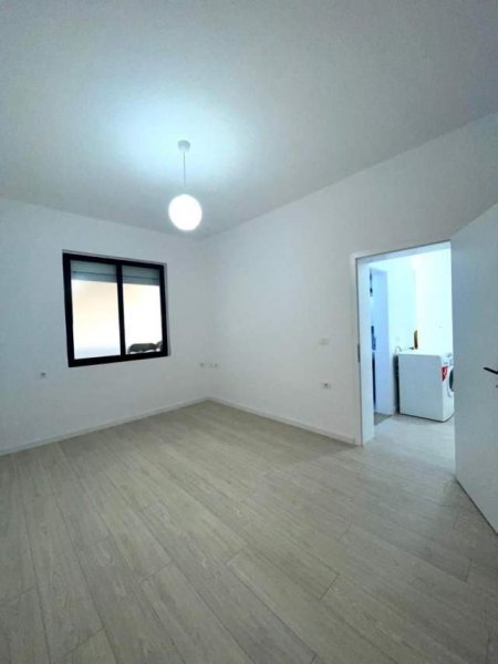 Tirane, shitet apartament 61 m² 112.000 Euro (Myslym Shyri)