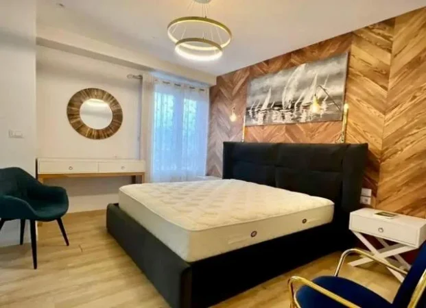 Tirane, ofert 120 m² 209.000 Euro (Stacioni i Trenit,)