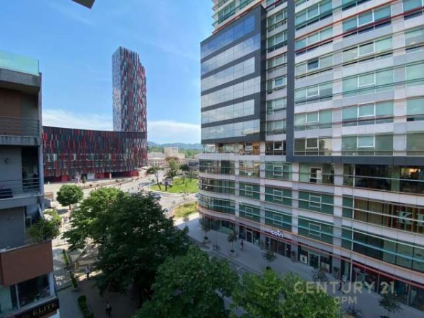 Tirane, jepet me qera ambjent biznesi 71 m² 2.700 Euro