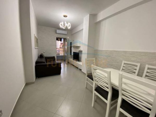 Tirane, shitet apartament 2+1+BLK Kati 2, 125.000 Euro