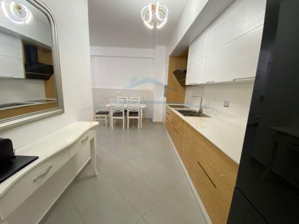 Tirane, shitet apartament 2+1+BLK Kati 2, 98 m² 125.000  (Teodor Keko)