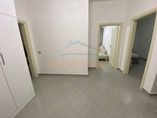 Tirane, shitet apartament 2+1+BLK Kati 2, 125.000 Euro