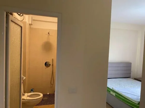 Tirane, jepet me qera apartament Kati 4, 120 m² 380 Euro (Muhamet Deliu)