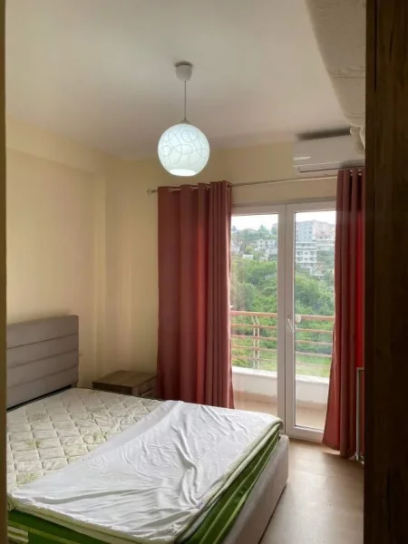 Tirane, jepet me qera apartament Kati 4, 120 m² 380 Euro (Muhamet Deliu)