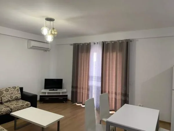 Tirane, jepet me qera apartament Kati 4, 120 m² 380 Euro (Muhamet Deliu)