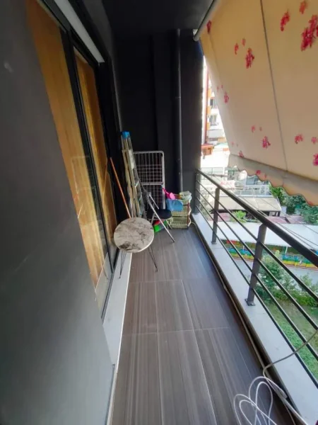 Tirane, jepet me qera apartament 1+1+BLK Kati 5, 67 m² 43.000 Leke