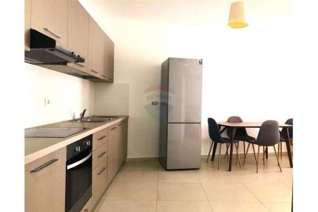 Tirane, shitet apartament 1+1 Kati 4, 64 m² 128.000 Euro (Kompleksi Kontakt)