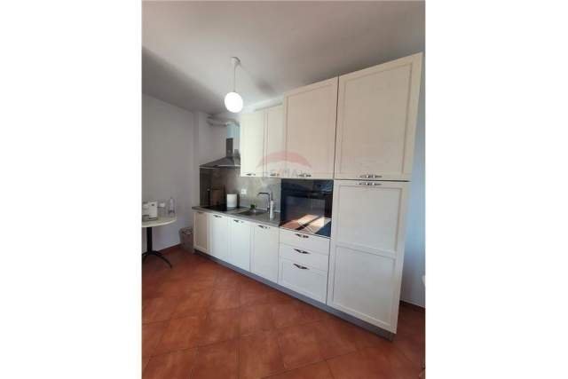 Tirane, shitet apartament 2+1 Kati 8, 118 m² 130.000 Euro (Rruga Xhanfize Keko)