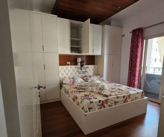 Tirane, jepet me qera apartament 2+1 Kati 3, 73 m² 650 € (FERIT XHAJKO)