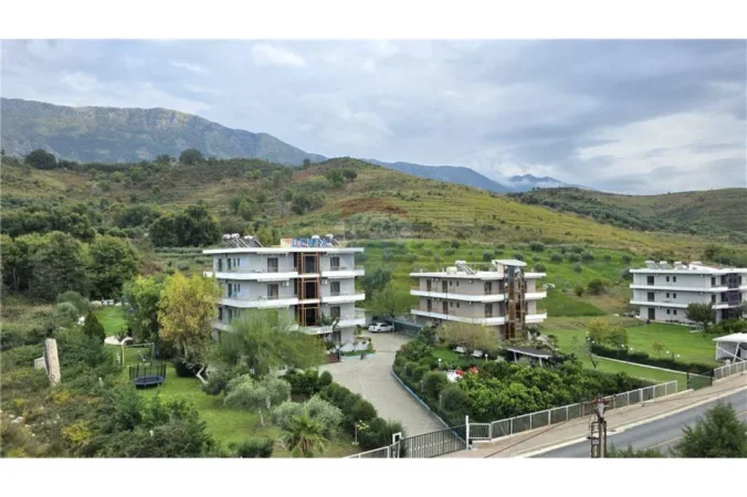 Radhime - Orikum, shitet apartament 2+1+Ballkon Kati 5, 109 m² 330.000 € (Radhime, Vlore)