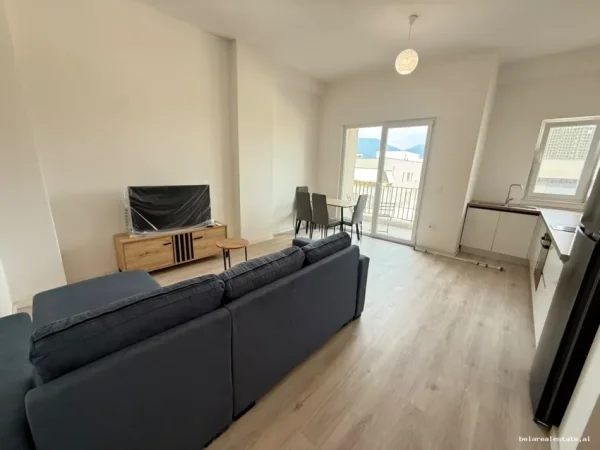 Tirane, jepet me qera apartament 1+1+Ballkon Kati 8, 65 m² 640 € (Dritan Hoxha)
