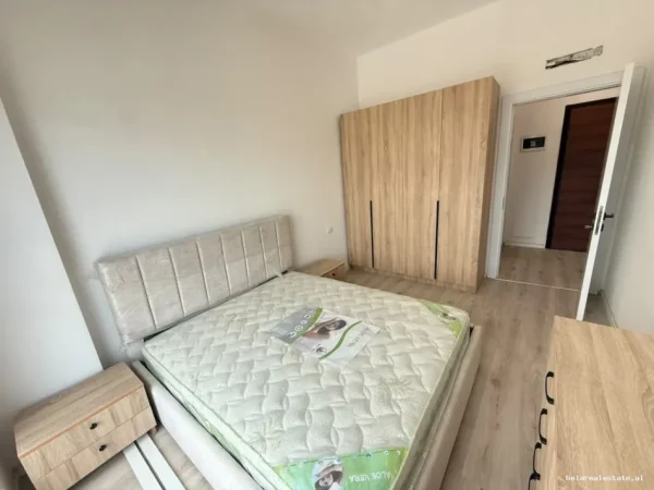 Tirane, jepet me qera apartament 1+1+Ballkon Kati 8, 65 m² 640 € (Dritan Hoxha)