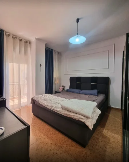 Tirane, jepet me qera apartament 1+1+Ballkon Kati 6, 60 m² 70.000 € (KOMUNA E PARISIT)