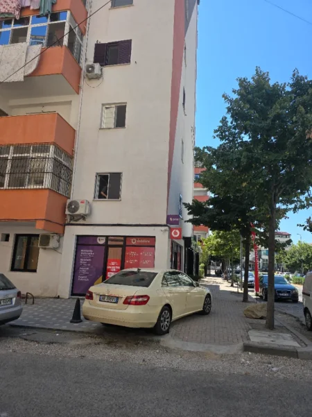 Lezhe, shes apartament per zyra biznesi Kati 6, 128 m² 115.000 €