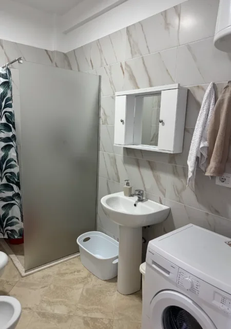 Durres, shitet nga Pronari, pa-komision apartament 1+1+Ballkon Kati 2, 54 m² 130.000 € 