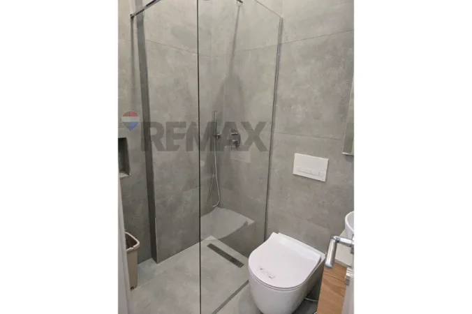 Vlore - Lungomare, shitet garsonier Studio Kati 0, 32 m² 70.000 € (Rruga Pirro Sava, Lungomare, Vlore)