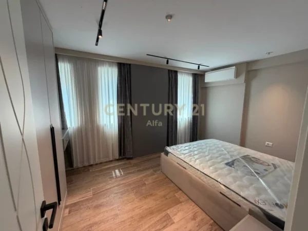 Tirane, jepet me qera apartament 1+1 Kati 6, 70 m² 1.000 € (Qender ALFA146726)