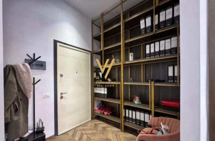 Tirane, jepet me qera zyre Kati 7, 55 m² 650 € (GOLDEN PARK 3, YZBERISHT)