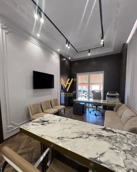 Tirane, jepet me qera zyre Kati 7, 55 m² 650 € (GOLDEN PARK 3, YZBERISHT)