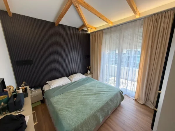 Tirane, jepet me qera apartament 1+1 Kati 10, (ASTIR)