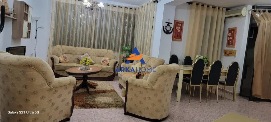 Tirane, jepet me qera apartament 2+1+Ballkon Kati 4, 108 m² 972 € (RRUGA PJETER BOGDANI)