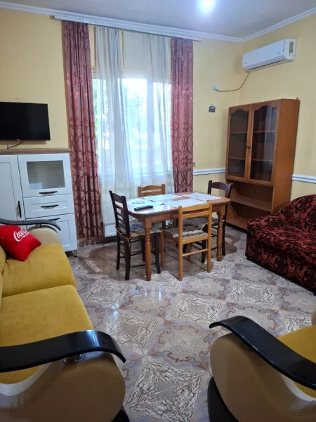 🏡 Jepet me Qera Apartament 2+1 te Komuna e Parisit ,  650 MIJE LEKE/muaji